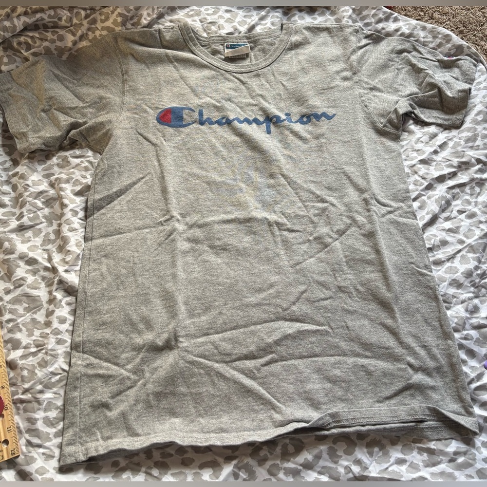 Champion t-shirt